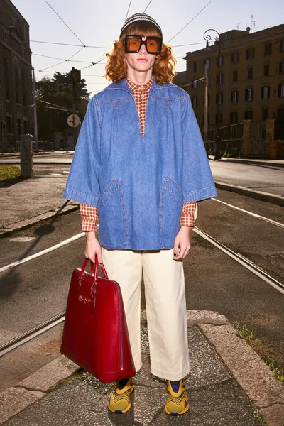 Look 28